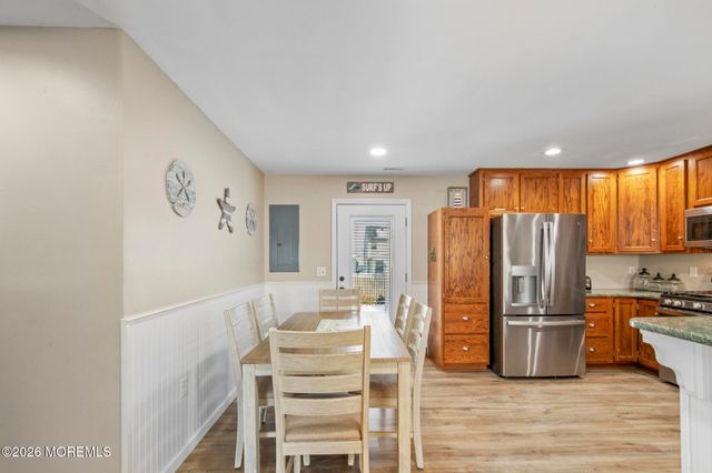 213 W 13th Street, Ship Bottom, NJ 08008