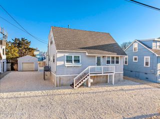 213 W 13th Street, Ship Bottom, NJ 08008