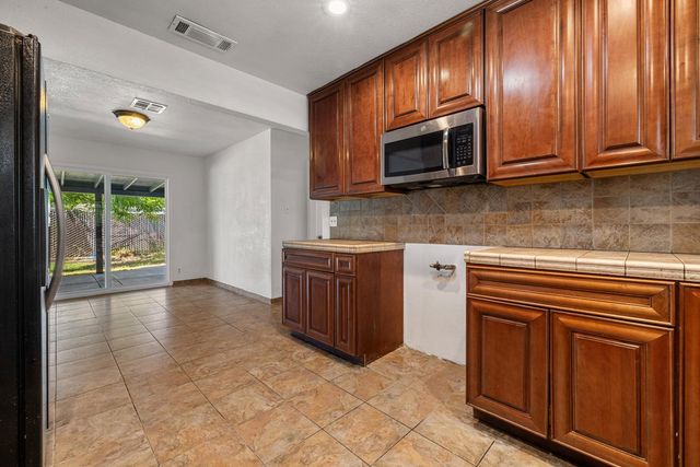 1629 Sunset Ave, Stockton, CA 95205