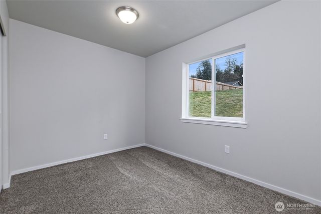 11 E Eberhart Lane, Allyn, WA 98524