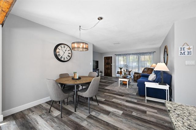 8335 ROBIN ROAD, Seminole, FL 33777