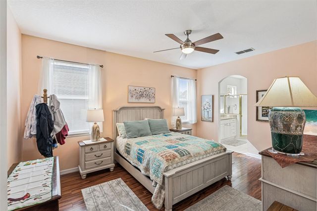 8002 ARCADIAN COURT, Mount Dora, FL 32757