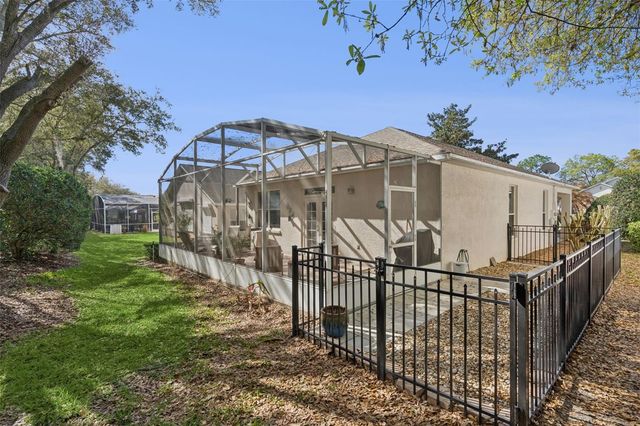 8002 ARCADIAN COURT, Mount Dora, FL 32757