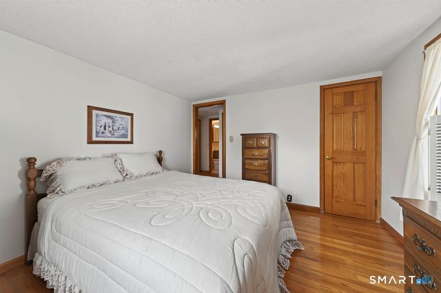 50 Summit Avenue, East Haven, CT 06512