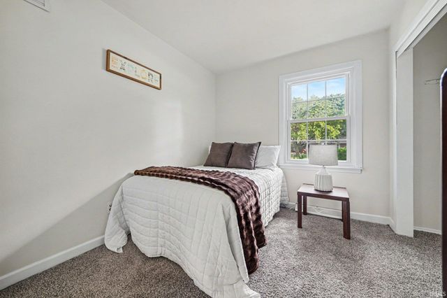 22042 Sandybrook Drive, South Bend, IN 46628
