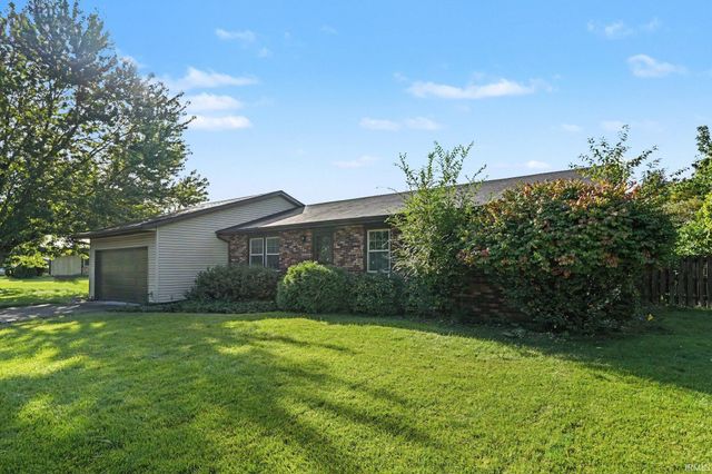 22042 Sandybrook Drive, South Bend, IN 46628