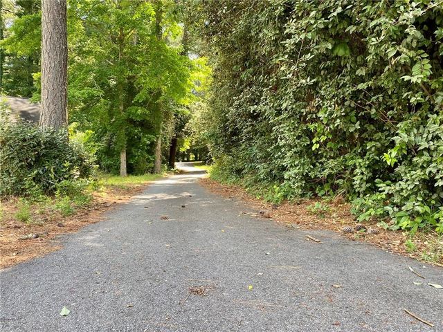 305 Deergrass Trail, Peachtree City, GA 30269