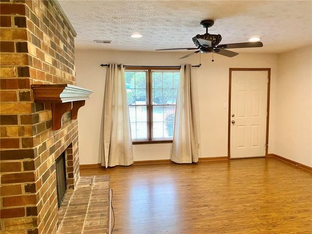 305 Deergrass Trail, Peachtree City, GA 30269