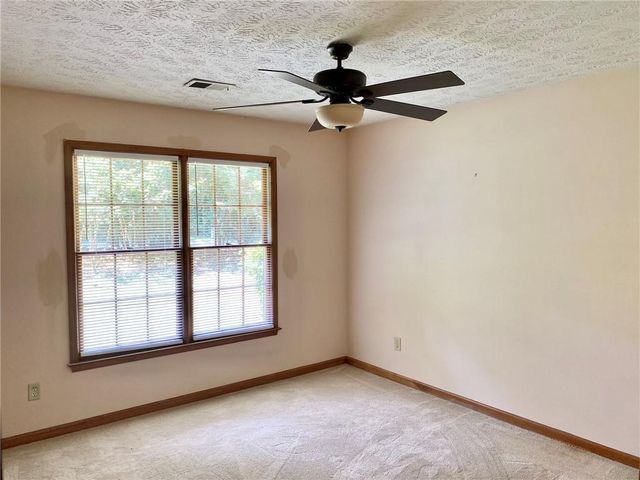 305 Deergrass Trail, Peachtree City, GA 30269