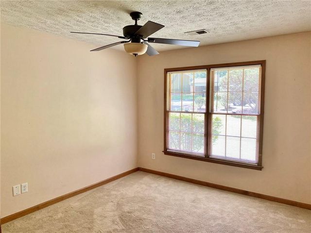 305 Deergrass Trail, Peachtree City, GA 30269