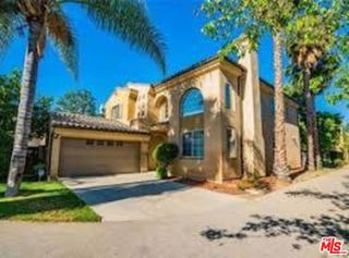 19323 Lavi Court, Tarzana, CA 91356