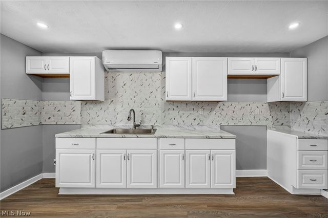 12929 Plover Street, Lakewood, OH 44107