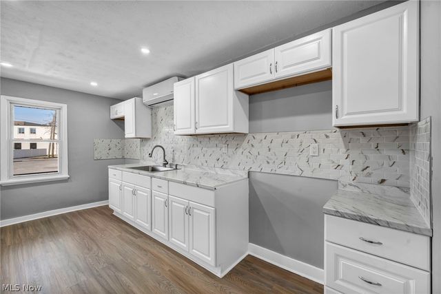 12929 Plover Street, Lakewood, OH 44107