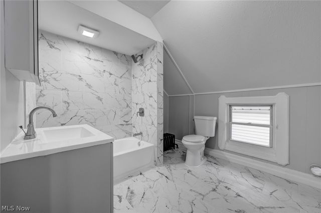 12929 Plover Street, Lakewood, OH 44107