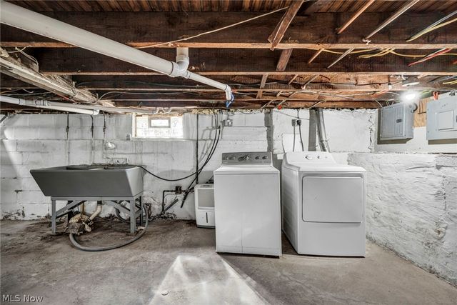 12929 Plover Street, Lakewood, OH 44107