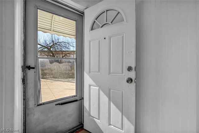 12929 Plover Street, Lakewood, OH 44107