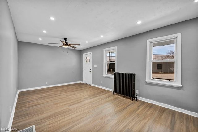 12929 Plover Street, Lakewood, OH 44107