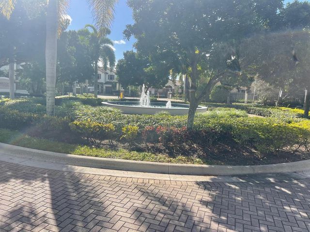 5454 NW 27 Street 5454, Margate, FL 33063