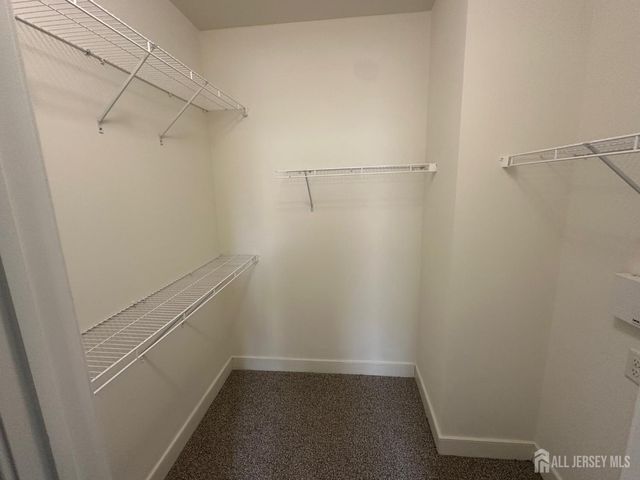 88 Roosevelt Avenue 404, Carteret, NJ 07008