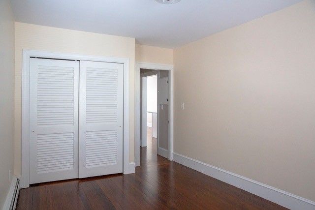 146 GROVE Street 2R, Providence, RI 02909