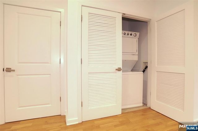 2050 Central Road 203, Fort Lee, NJ 07024