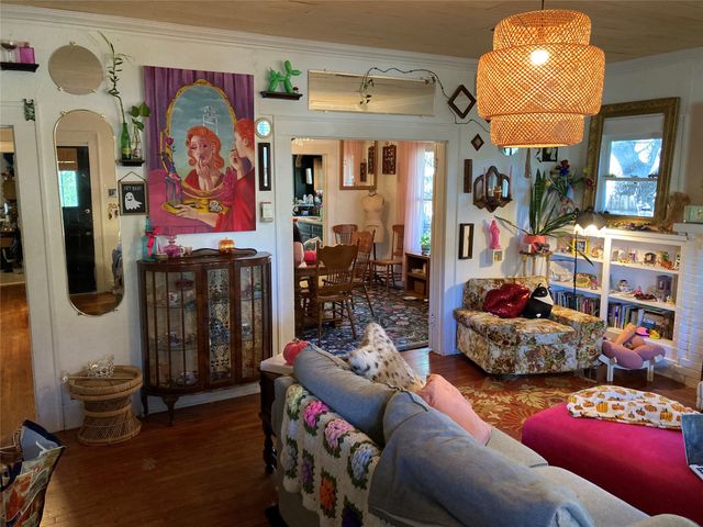1409 N Austin Street, Denton, TX 76201