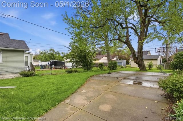 23147 Cleveland Street, Dearborn, MI 48124