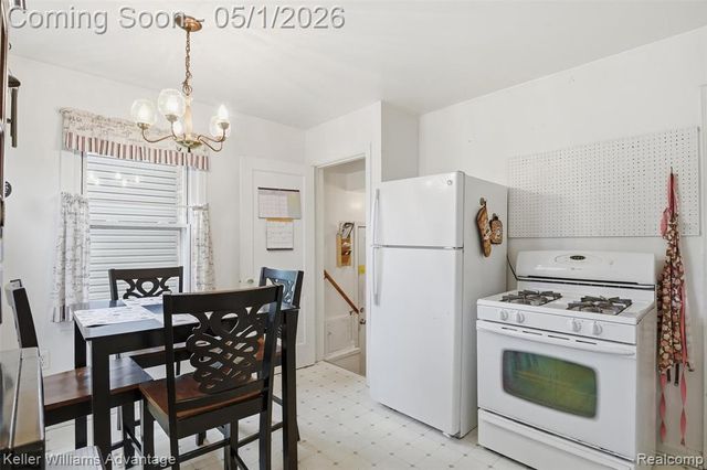 23147 Cleveland Street, Dearborn, MI 48124