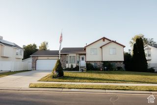 1636 W PLUM CREEK DR, West Jordan, UT 84088