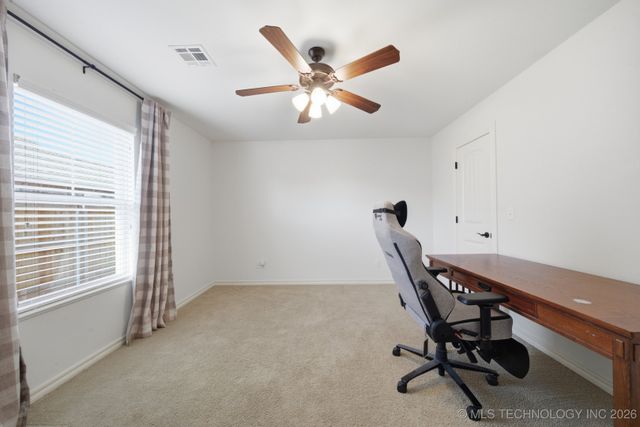 420 N Park Hill Loop, Bartlesville, OK 74006