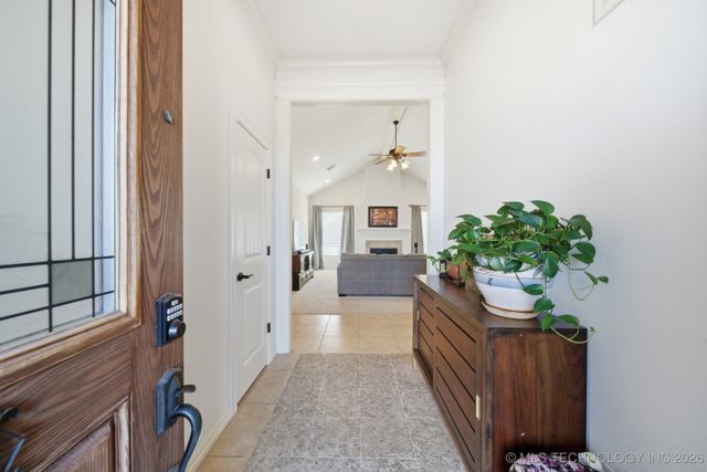 420 N Park Hill Loop, Bartlesville, OK 74006