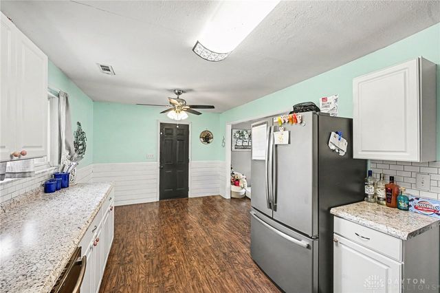 5884 Troy Road, Springfield, OH 45502