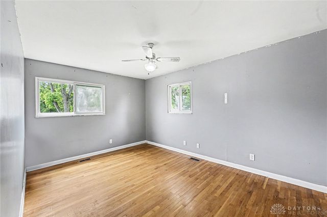 5884 Troy Road, Springfield, OH 45502