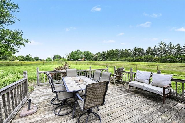 5884 Troy Road, Springfield, OH 45502