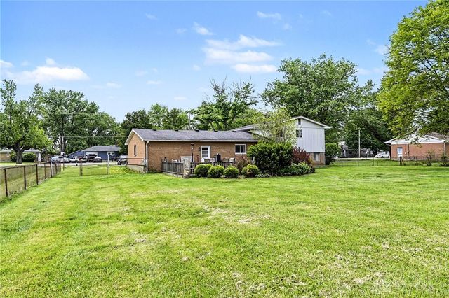 5884 Troy Road, Springfield, OH 45502