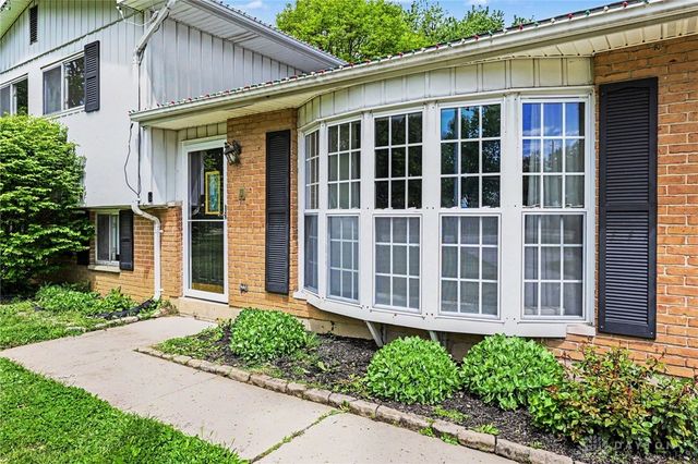 5884 Troy Road, Springfield, OH 45502