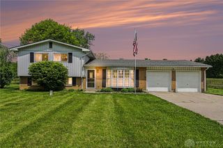 5884 Troy Road, Springfield, OH 45502