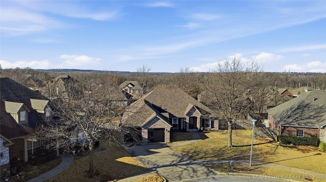 14226 S Urbana Avenue, Bixby, OK 74008