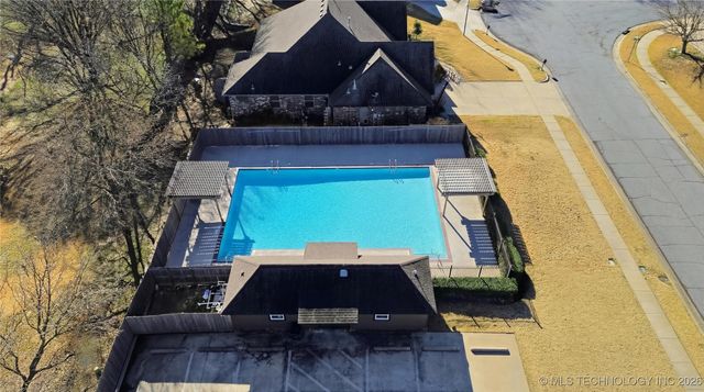 14226 S Urbana Avenue, Bixby, OK 74008