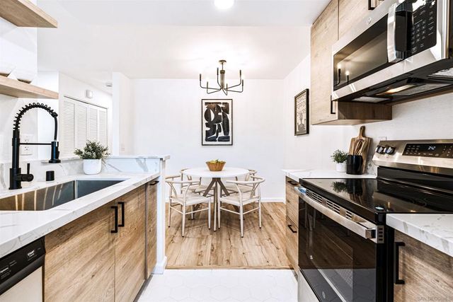 1654 Oliver Ave 6, San Diego, CA 92109