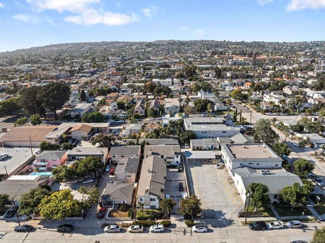 1654 Oliver Ave 6, San Diego, CA 92109