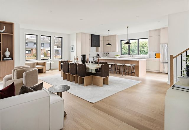 27 2nd Street, Natick, MA 01760