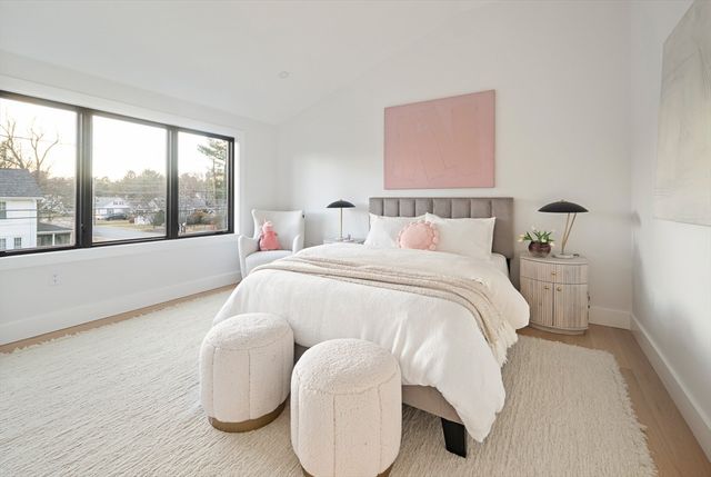 27 2nd Street, Natick, MA 01760