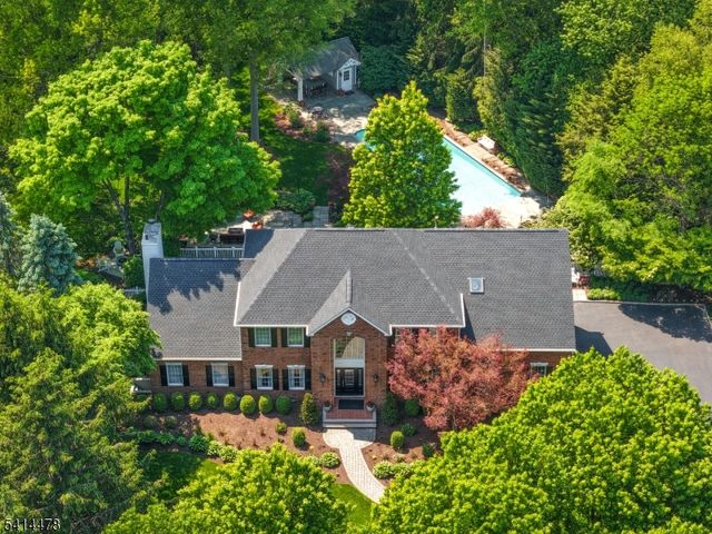 33 Saint Nickolas Way, Bernards Twp., NJ 07920