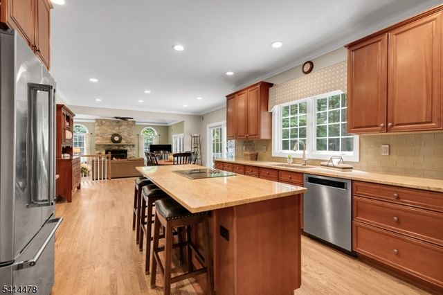 33 Saint Nickolas Way, Bernards Twp., NJ 07920