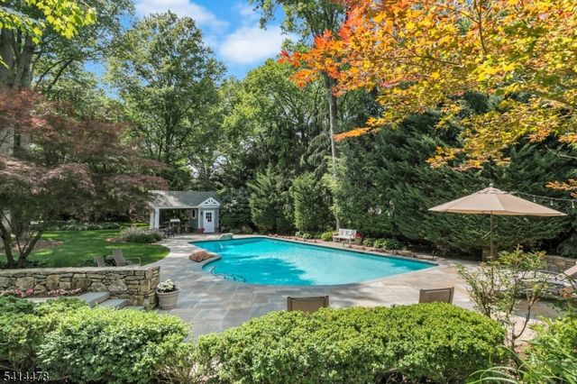 33 Saint Nickolas Way, Bernards Twp., NJ 07920