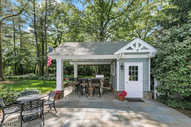 33 Saint Nickolas Way, Bernards Twp., NJ 07920