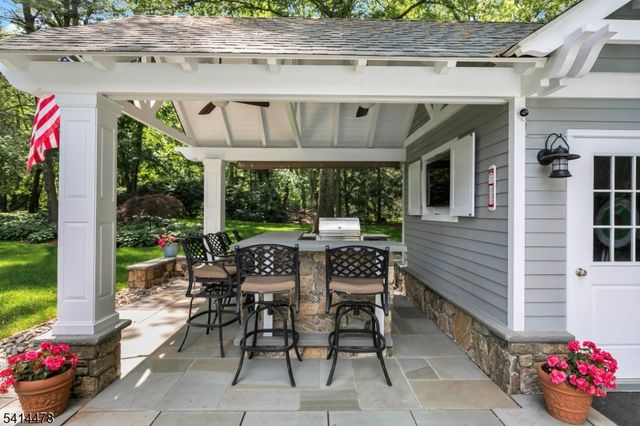 33 Saint Nickolas Way, Bernards Twp., NJ 07920