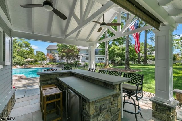 33 Saint Nickolas Way, Bernards Twp., NJ 07920