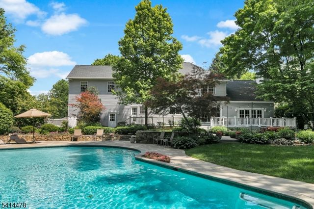 33 Saint Nickolas Way, Bernards Twp., NJ 07920
